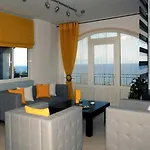 Kythera Irida 3*