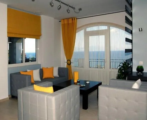 Kythera Irida 3*